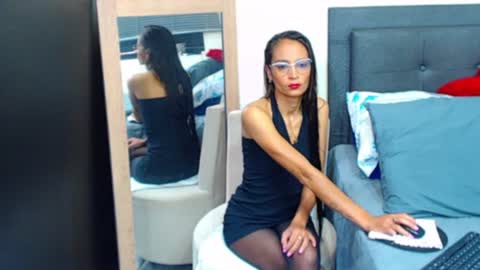 SARA online show from June 24, 2:49 pm