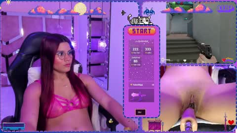 Snapshot of sara_hil chatting on January 15, 8:58 pm Sara online show from January 15, 8:58 pm