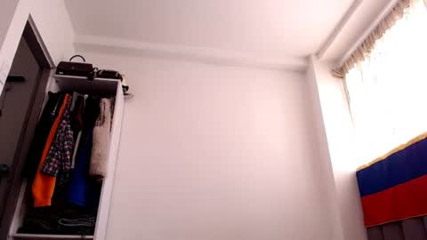 sara_johnson__ online show from July 14, 5:40 pm