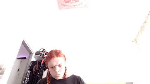 sara_johnson__ online show from July 25, 6:49 pm