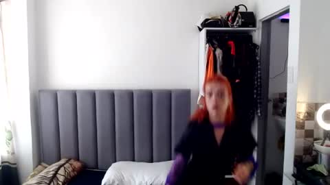 sara_johnson__ online show from July 28, 4:39 pm