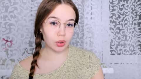 Snapshot of sara_kox chatting on January 4, 12:59 am sara_kox online show from January 4, 12:59 am