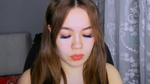 Snapshot of sara_kox chatting on February 20, 3:19 pm sara_kox online show from February 20, 3:19 pm