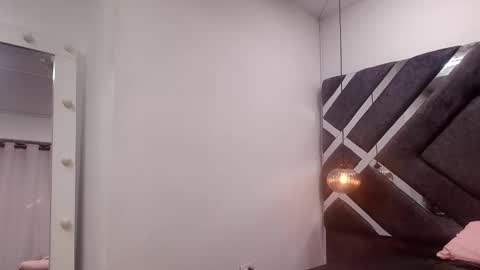 sara_lopee1 online show from September 30, 11:59 am