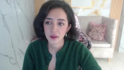 Sara  online show from October 18, 1:23 pm