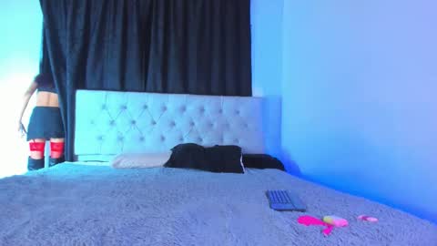 Sara  Neith online show from December 23, 6:22 am