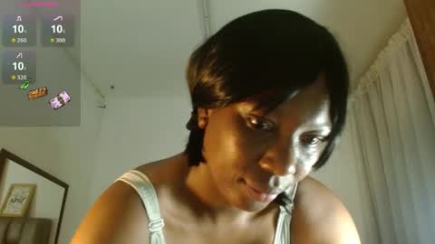 Snapshot of sara_marks chatting on May 12, 10:56 am S A R A online show from May 12, 10:56 am