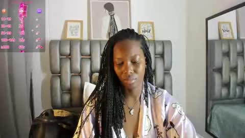 Snapshot of sara_marks chatting on July 6, 10:45 am S A R A online show from July 6, 10:45 am