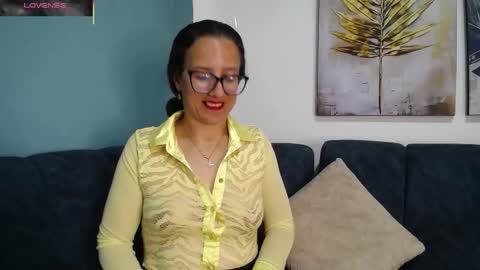 Sara   online show from February 23, 9:45 pm