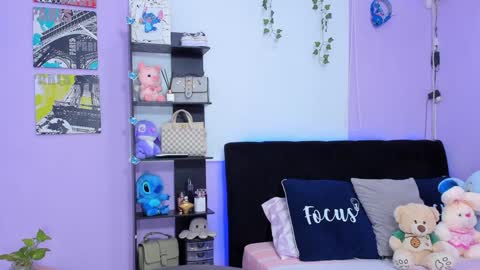 Snapshot of sara_mendez2_ chatting on February 8, 12:38 am Sara Mendez online show from February 8, 12:38 am