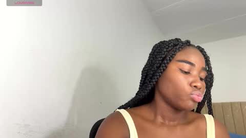 Snapshot of sara_muscle chatting on November 18, 9:41 pm Sara online show from November 18, 9:41 pm