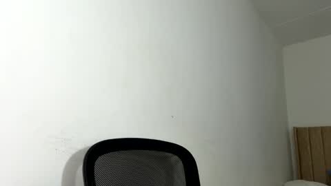 Snapshot of sara_muscle chatting on November 26, 12:17 pm Sara online show from November 26, 12:17 pm