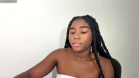 Snapshot of sara_muscle chatting on November 27, 9:17 pm Sara online show from November 27, 9:17 pm