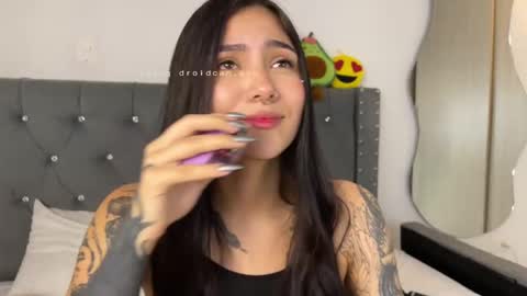 Snapshot of sara_queen9 chatting on February 28, 7:56 pm Sara online show from February 28, 7:56 pm