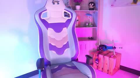 SARA online show from March 10, 8:14 pm