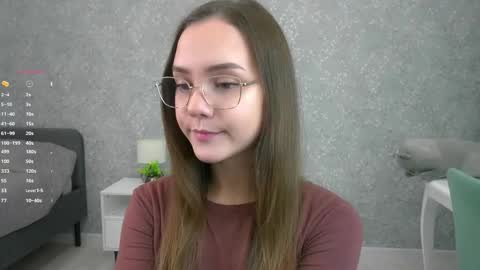 Snapshot of sara_whooops chatting on November 20, 7:02 pm Im Sara online show from November 20, 7:02 pm