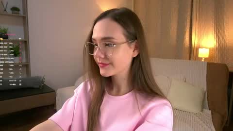Im Sara  online show from May 2, 6:13 pm