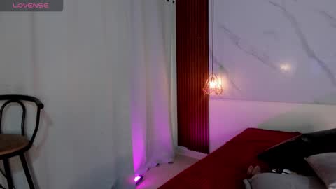 sara_zc online show from November 26, 11:44 am