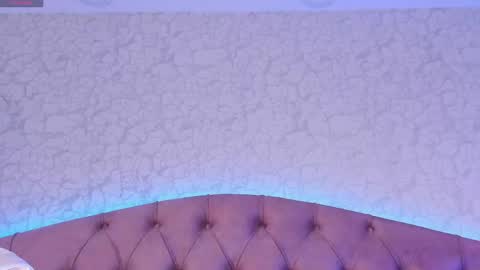 Snapshot of saraa_joness_ chatting on May 26, 6:59 pm Sara online show from May 26, 6:59 pm