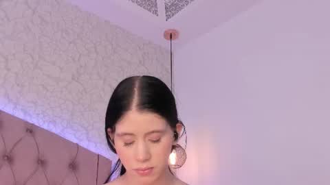 Sara  online show from June 27, 7:08 pm