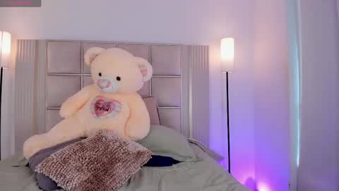 Sara Miller  online show from April 22, 5:58 pm