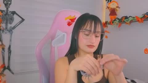 Snapshot of saraa_ramirez chatting on October 24, 4:20 am Sarah Ramirez online show from October 24, 4:20 am