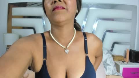 Sara online show from February 21, 9:54 pm