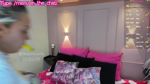 SaraAvila  online show from January 12, 9:40 pm