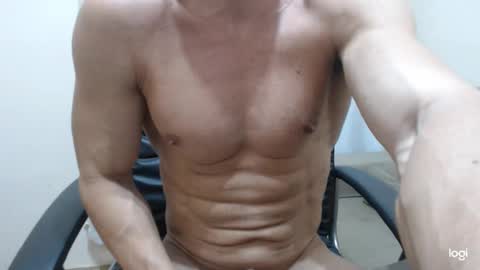 saradorj92 online show from December 8, 2:49 am