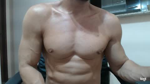 saradorj92 online show from February 11, 4:01 am