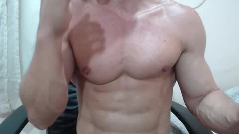 saradorj92 online show from December 20, 3:02 am