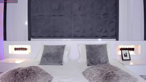  Sara Gomez  online show from February 20, 12:15 pm