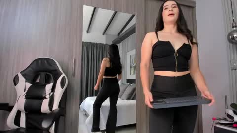  Sara Gomez  online show from May 22, 2:01 pm