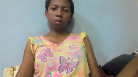 sarah146341 online show from March 11, 5:35 am