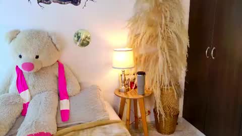 Snapshot of sarah__cinnamon chatting on July 14, 3:51 pm sarah cinnamon online show from July 14, 3:51 pm