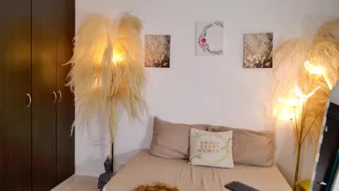 Snapshot of sarah__cinnamon chatting on July 16, 3:51 pm sarah cinnamon online show from July 16, 3:51 pm