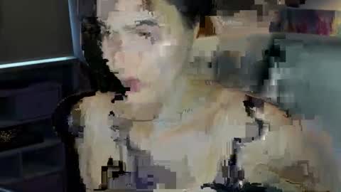 Snapshot of sarah_desire01 chatting on October 12, 8:46 am Sarah online show from October 12, 8:46 am