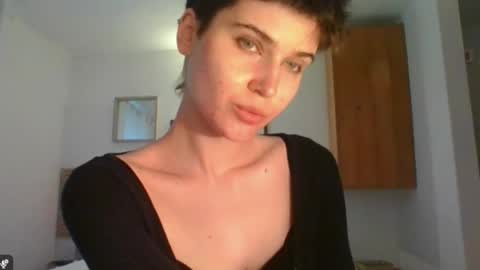 Sarah online show from February 17, 7:38 am