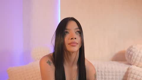       online show from March 5, 8:32 pm