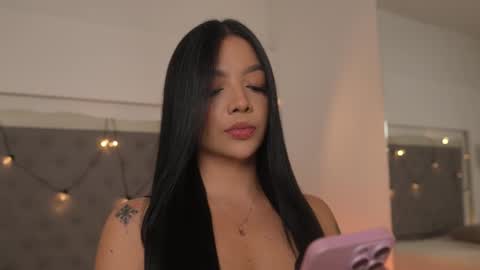       online show from October 7, 8:17 pm