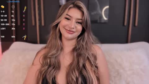     online show from February 11, 3:18 pm