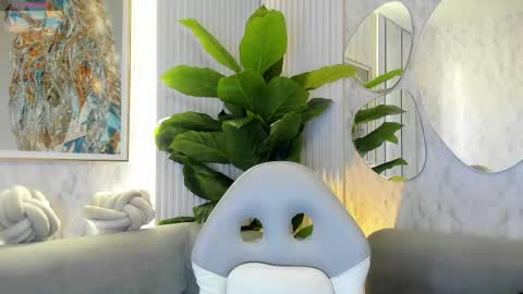 Snapshot of sarah_sluty chatting on May 30, 1:14 am Sarah online show from May 30, 1:14 am