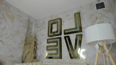 Snapshot of sarah_sluty chatting on June 23, 1:58 am Sarah online show from June 23, 1:58 am