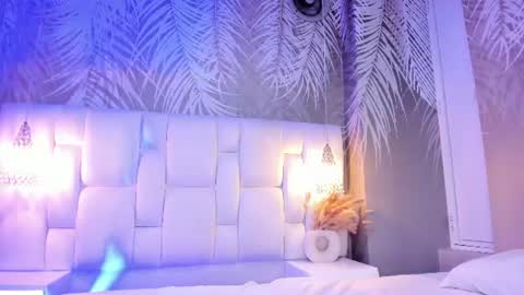 Snapshot of sarah_sluty chatting on June 30, 2:12 am Sarah online show from June 30, 2:12 am