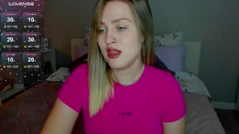 Sarah online show from October 7, 12:41 am