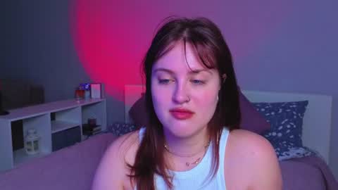 Sarah online show from June 17, 10:54 pm