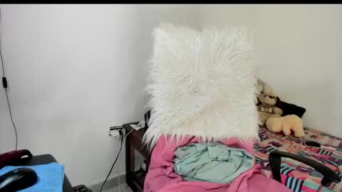 Snapshot of sarah_sweett chatting on November 2, 7:11 am Sarah online show from November 2, 7:11 am