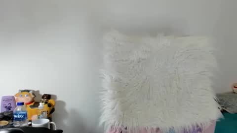 Snapshot of sarah_sweett chatting on January 7, 7:44 am Sarah online show from January 7, 7:44 am