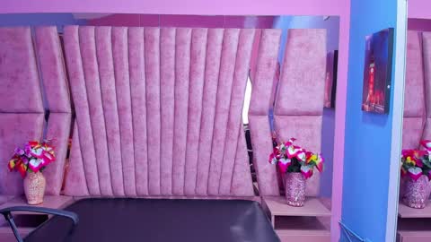 Sarah online show from January 28, 2:21 pm