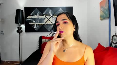 Snapshot of sarahjey chatting on February 22, 1:55 am SARAHJEY online show from February 22, 1:55 am